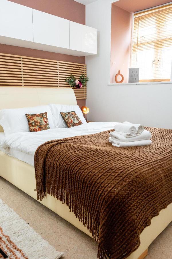 Modern & Spacious Flat In The Centre Of Bristol! Buitenkant foto