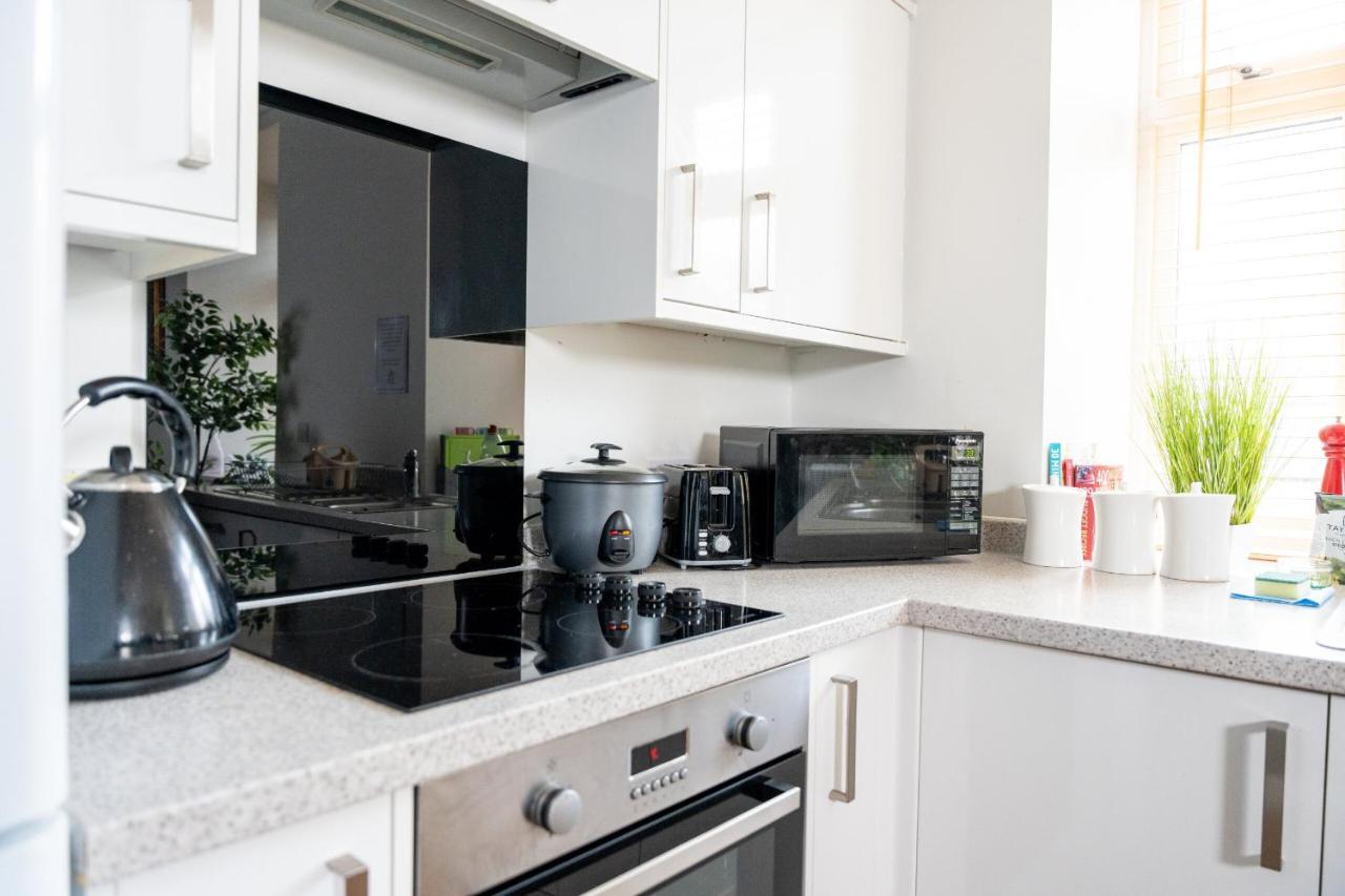 Modern & Spacious Flat In The Centre Of Bristol! Buitenkant foto